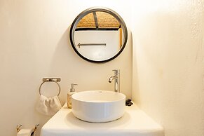 Thiramna Apts, Kythnos