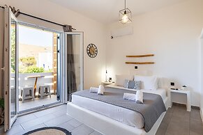 Thiramna Apts, Kythnos