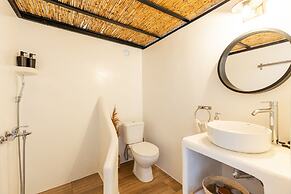 Thiramna Apts, Kythnos