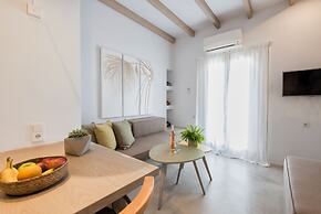 Michael Zeppos Studios, Naousa