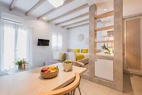 Michael Zeppos Studios, Naousa