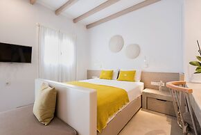 Michael Zeppos Studios, Naousa