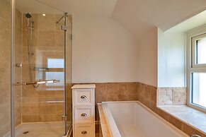 Cottage in Cornwall With Panoramic Views