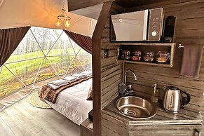 1 Bedroom Chalet in Hoath, No Deposit