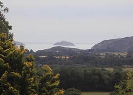 Shepherds Hut in Llyn With Snowdonia Views
