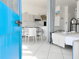 MONOLOCALE LA CORTE SUL MARE