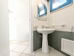 MONOLOCALE LA CORTE SUL MARE