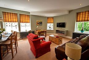 Apartment in Buxton Old Post Office, No Deposit