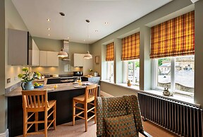 Apartment in Buxton Old Post Office, No Deposit