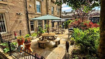 Apartment in Buxton Old Post Office, No Deposit