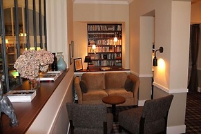 MAISON LIA