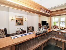 The Burleigh