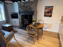 4 Old Tanrhiw