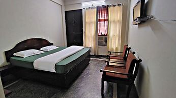 nancy paradise hotel