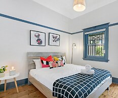 Kozyguru | Arncliffe | Airport Cottage 3 Bed House