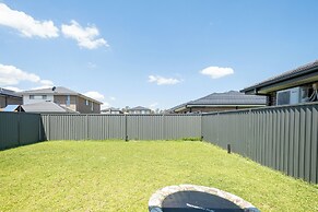 Kozyguru | Marsden Park | Charming 5Bed + Backyard
