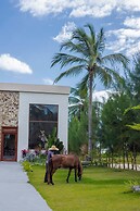 Pura Vida Hotel