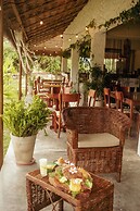 Pura Vida Hotel