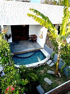 Pura Vida Hotel