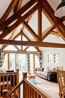 Barn in Wales With Swim Spa & Scenic Views