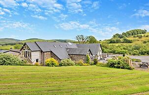 Barn in Wales With Swim Spa & Scenic Views