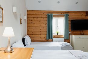 Barn in Wales With Swim Spa & Scenic Views