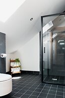 Barn in Wales With Swim Spa & Scenic Views