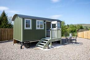 1B Deluxe Cabin - Free Parking, King-size Bed