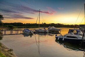 Single-storey Holiday Homes, Swimming Pool