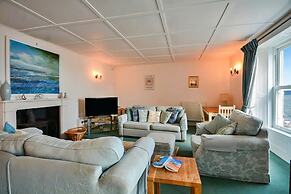 Seaside Escape in Newquay, No Deposit