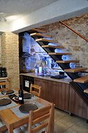 Limni Stone Apartment