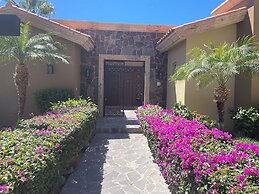Montecristo Villa
