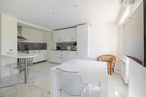 Modern and Cosy Studio- AC- 4P- Cannes