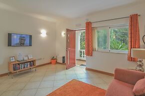 Monte Laranja Apt in Lagos