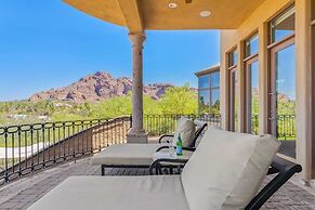 Luxury Desert Estate Pool, Theater, Chefs Kitchen, and Minutes From Ol