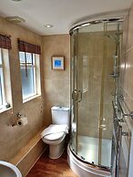 Cottage in Devon With Private Hot Tub