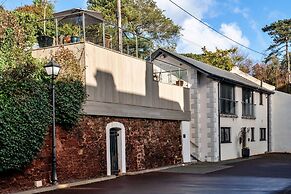 Coach House by Holcombe Beach & Coastal Path