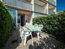 Apartment in Agde for Four Guests