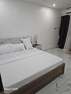 Moment balkseal hotel & suite