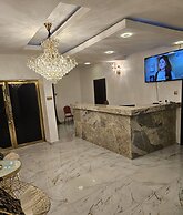 Moment balkseal hotel & suite