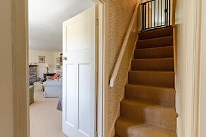 Charming Holiday Cottage in Wirthypool, No Deposit