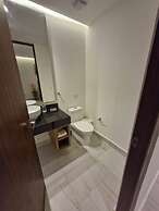 Super Cute Flat on 5th Ave in PdC Steps From Beach