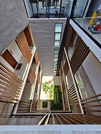 Super Cute Flat on 5th Ave in PdC Steps From Beach