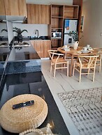 Super Cute Flat on 5th Ave in PdC Steps From Beach