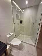 Super Cute Flat on 5th Ave in PdC Steps From Beach