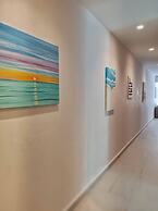 Super Cute Flat on 5th Ave in PdC Steps From Beach