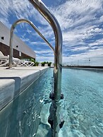 Super Cute Flat on 5th Ave in PdC Steps From Beach