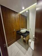 Super Cute Flat on 5th Ave in PdC Steps From Beach