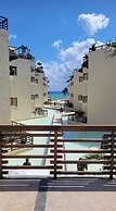 Very Good Vibes Apartmen in Pdc, Steps From Beach
