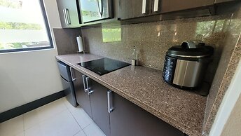 Very Good Vibes Apartmen in Pdc, Steps From Beach